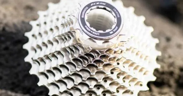 Pinioane Shimano 105 CS-R7000 11 Viteze 11-32t Reducere extra